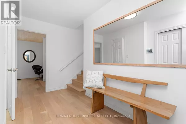 Belleville (belleville Ward), ON K8P4B3,27 KELLER DRIVE