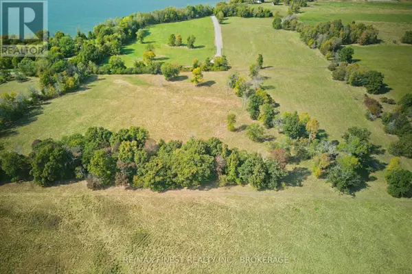 Loyalist (lennox And Addington - South), ON K0H2S0,15355 FRONT ROAD