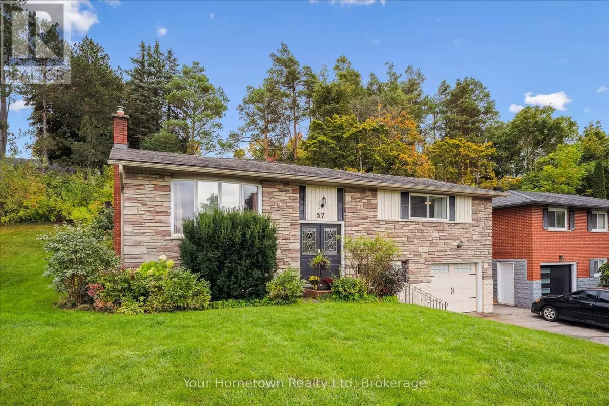 Centre Wellington (elora/salem), ON N0B1S0,57 WATER STREET E