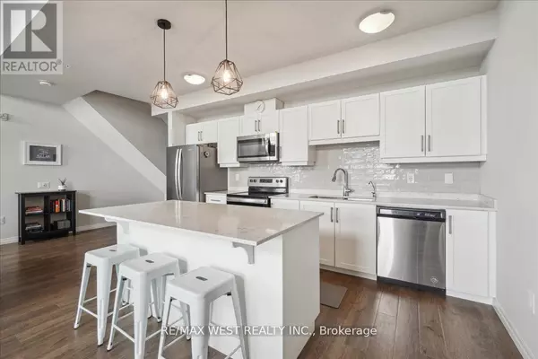 Guelph (pineridge/westminster Woods), ON N1L0J4,35 Kingsbury SQ #413