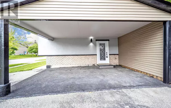 Brantford, ON N3R7H7,211 DUNSDON STREET