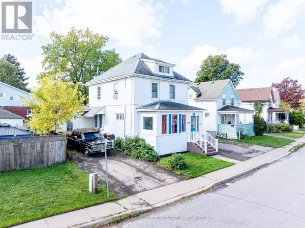 Niagara Falls (downtown), ON L2E1E5,4674 RYERSON CRESCENT