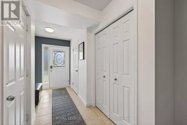 London East (east D), ON N5V0A7,1625 Purser ST #39