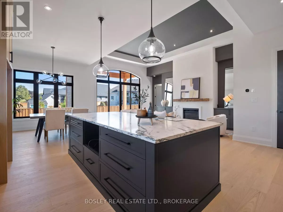 Niagara-on-the-lake (virgil), ON L0S1J0,9 OAKLEY DRIVE