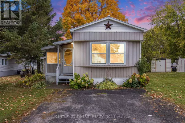 Rideau Lakes, ON K2A0J4,9 BRIDLE PATH