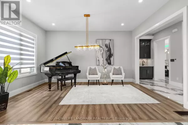 London North (north R), ON N6G0E6,451 WARNER TERRACE