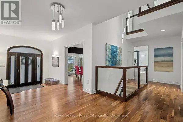 Puslinch, ON N0B2J0,20 FOX RUN DRIVE