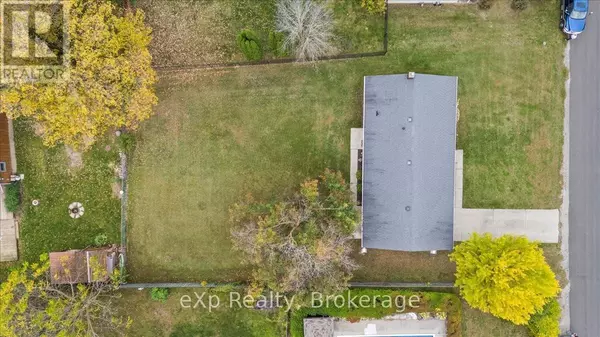 Hanover, ON N4N2E4,158 6TH AVENUE