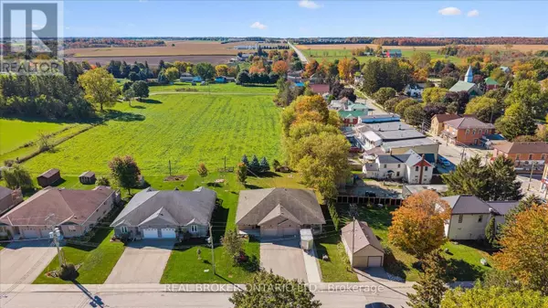 Mapleton, ON N0G2K0,12 CAROLINE STREET