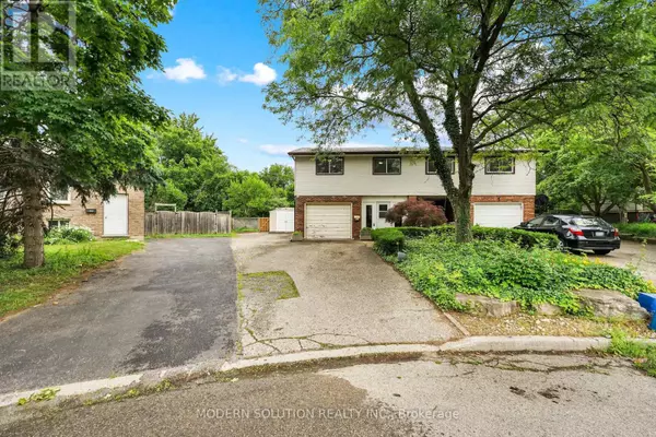 Waterloo, ON N2L6B4,370A CHURCHILL COURT