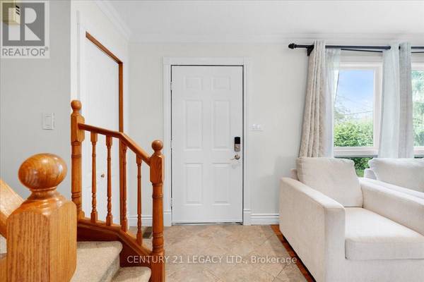 Kitchener, ON N2K1C7,3 NELSON AVENUE