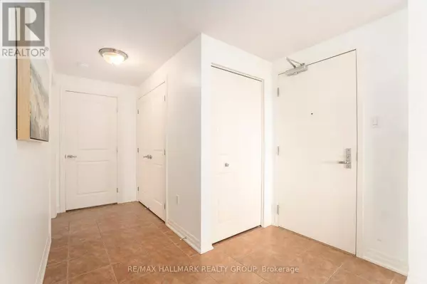 Ottawa, ON K1L0A9,90 Landry ST #1602