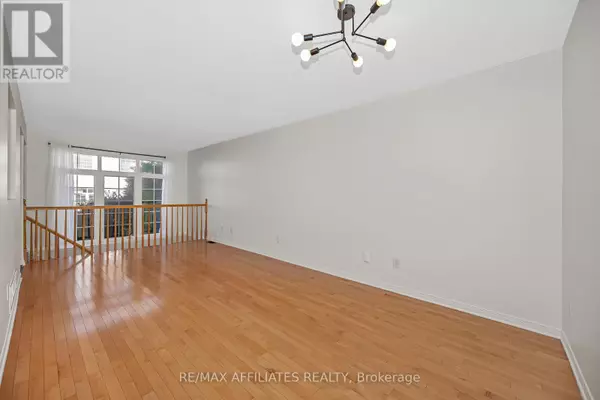 Ottawa, ON K2J5E7,17 KIRKSTONE PRIVATE