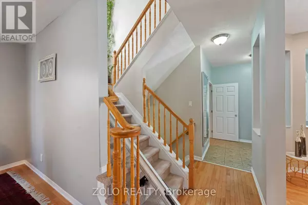 Ottawa, ON K4A4T2,2421 GLANDRIEL CRESCENT