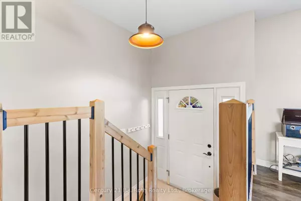 Chatsworth, ON N0H2N0,21388 GREY RD 16