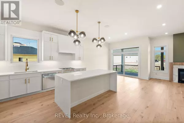 Niagara-on-the-lake (virgil), ON L0S1J0,15 OAKLEY DRIVE