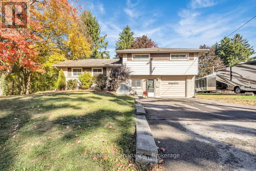 Tillsonburg, ON N4G1B5,132 NORTH STREET E