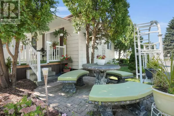 London South (south D), ON N6J1G1,198 Springbank DR #87