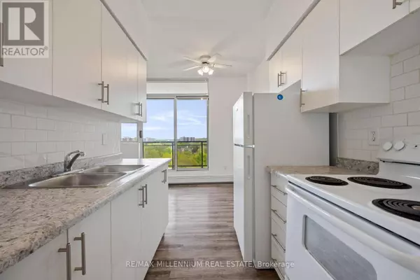 420 Greenhill AVE #606, Hamilton (vincent), ON L8K6E7