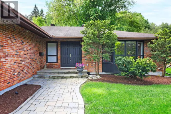 Ottawa, ON K1J8W9,4788 MASSEY LANE