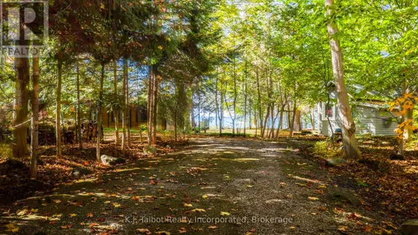 Bluewater (stanley), ON N0M1G0,74515 WOODLAND DRIVE