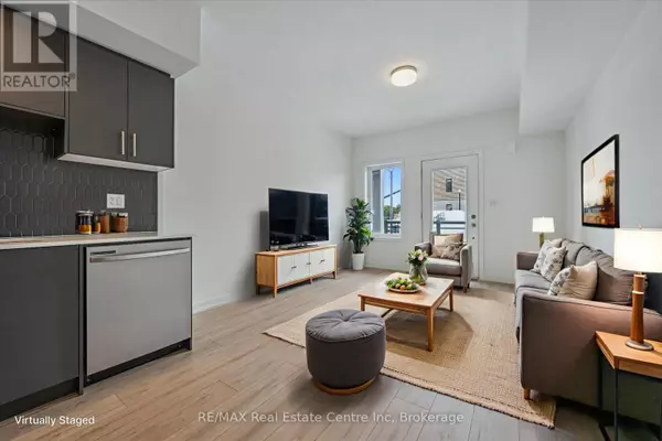 940 St David ST North #6, Centre Wellington (fergus), ON N1M2W3