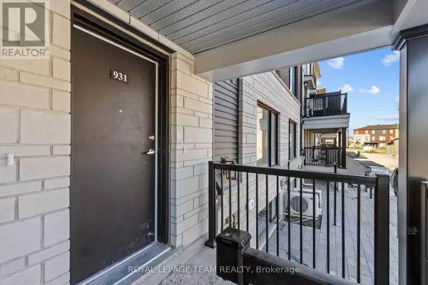 Ottawa, ON K2T0S9,931 CREEKWAY PRIVATE