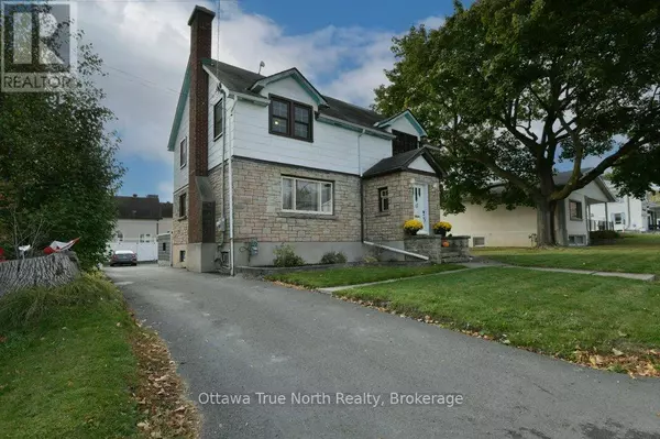 Arnprior, ON K7S2K6,61 DANIEL STREET N