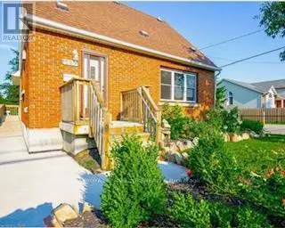 Niagara Falls (stamford), ON L2J2Z7,3090 DORCHESTER ROAD