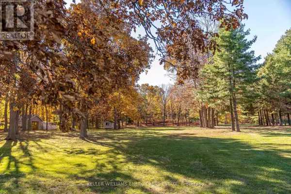 Prince Edward County (hallowell Ward), ON K0K2T0,11858 LOYALIST PARKWAY