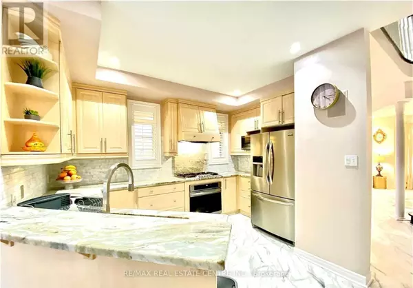 Hamilton (stoney Creek), ON L8E6C1,56 ISLANDVIEW WAY