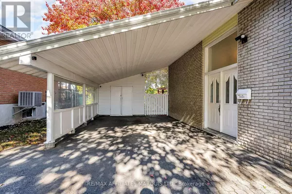 Cornwall, ON K6J3J8,220 FIFTEENTH STREET W