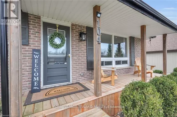 Middlesex Centre (komoka), ON N0L1R0,104 SIMCOE CRESCENT