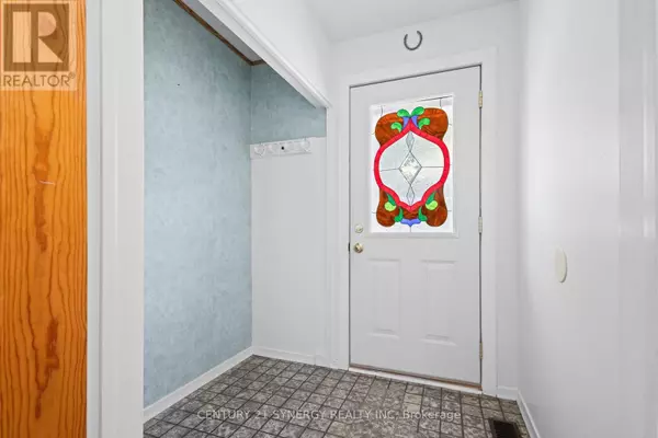 Ottawa, ON K2G3B5,20 PARKSIDE CRESCENT