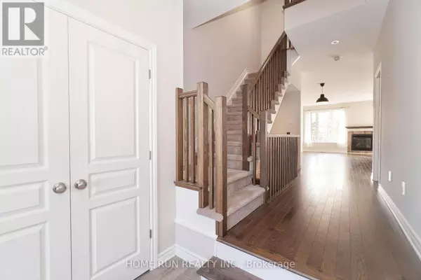 Ottawa, ON K1X0B6,172 LARIMAR CIRCLE