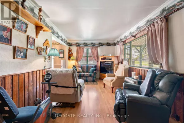 North Glengarry, ON K0C1A0,20015C COUNTY 43 ROAD