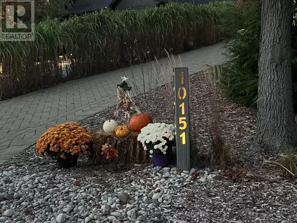 Lambton Shores (grand Bend), ON N0M1T0,10151 PINERY BLUFFS ROAD