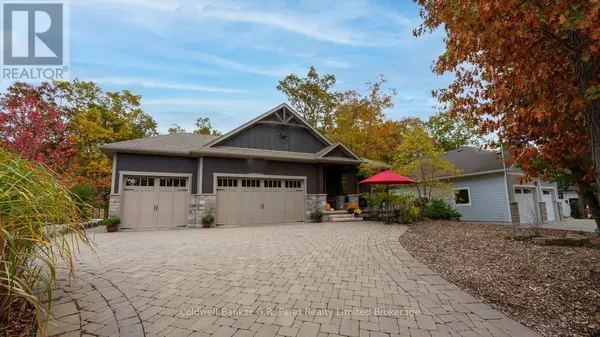 Lambton Shores (grand Bend), ON N0M1T0,10151 PINERY BLUFFS ROAD