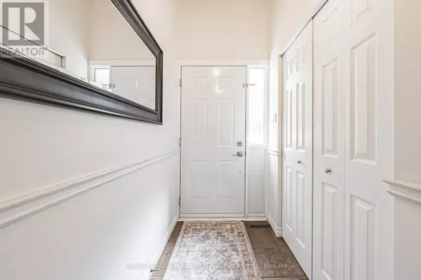 Hamilton (waterdown), ON L0R2H0,27 MELANIE CRESCENT