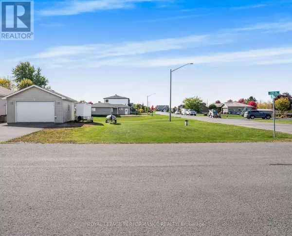 44 LORI LANE N, North Dundas, ON K0C2H0