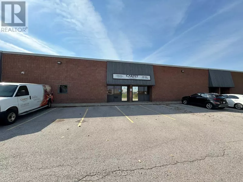 98 Bessemer CT #9-11, London South (south Z), ON N6E1K7