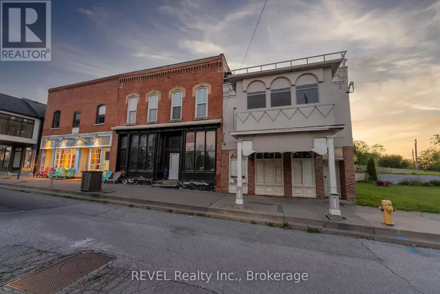 14 LAKEPORT ROAD, St. Catharines (port Dalhousie), ON L2N4P5