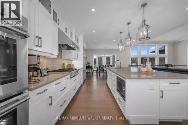 Ottawa, ON K4M0B2,700 MCMANUS AVENUE