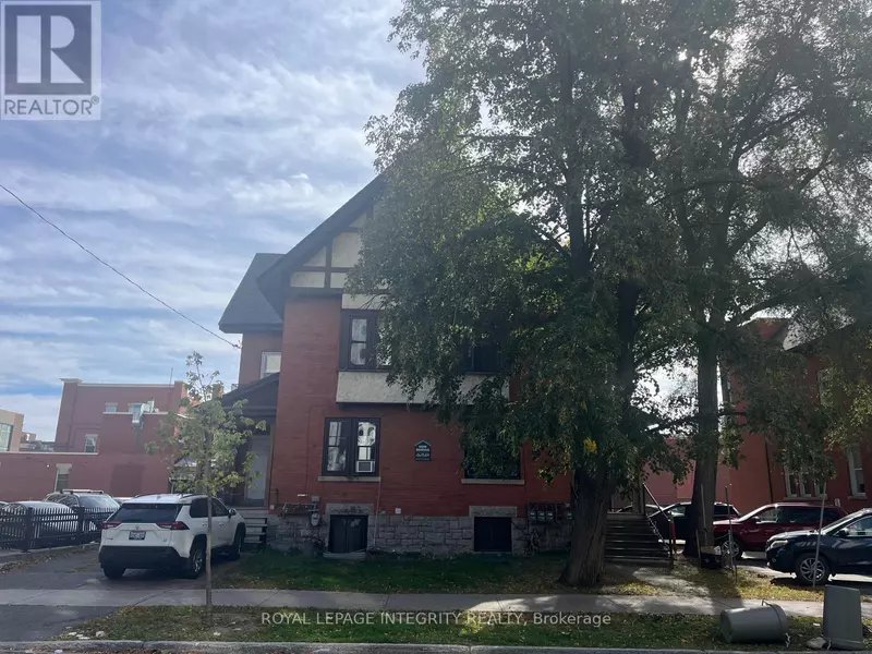 220-222 ARGYLE AVENUE, Ottawa, ON K2P1B9