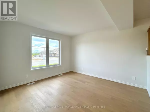 Belleville (thurlow Ward), ON K8N0S6,12 RIVERSTONE WAY