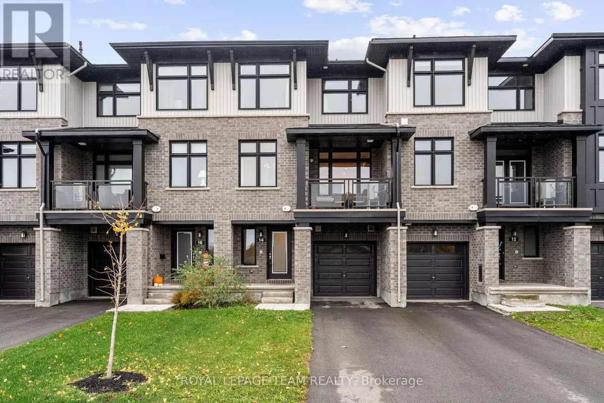 Ottawa, ON K1W0P5,14 VERGLAS LANE