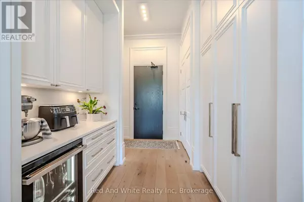 Cambridge, ON N3C1A2,19 GUELPH AVE #308