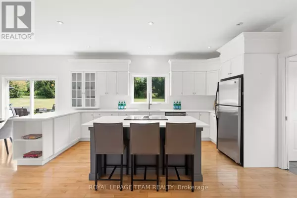 Ottawa, ON K0A1L0,117 LADY LOCHEAD LANE