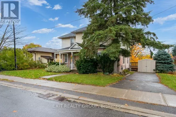 Tweed (tweed (village)), ON K0K3J0,101 RIVER STREET E