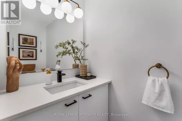 Ottawa, ON K1W0H8,181 CREVASSE ROAD